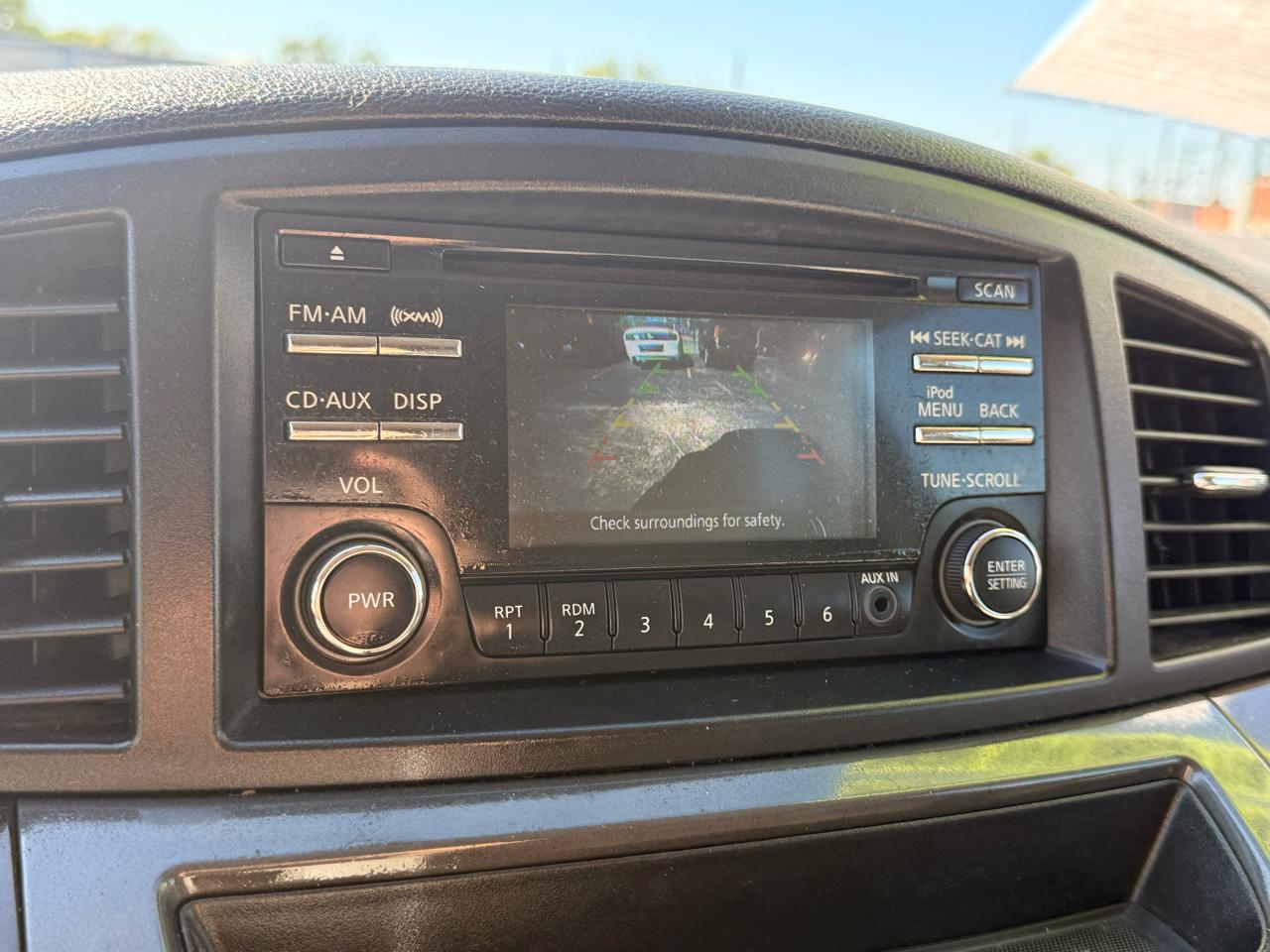 Nissan Quest 4dr SV 2013
