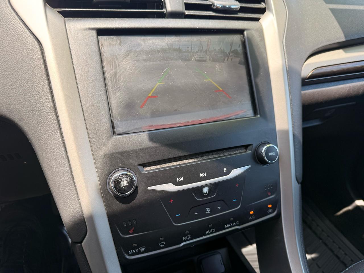 Ford Fusion 4dr Sdn SE FWD 2015