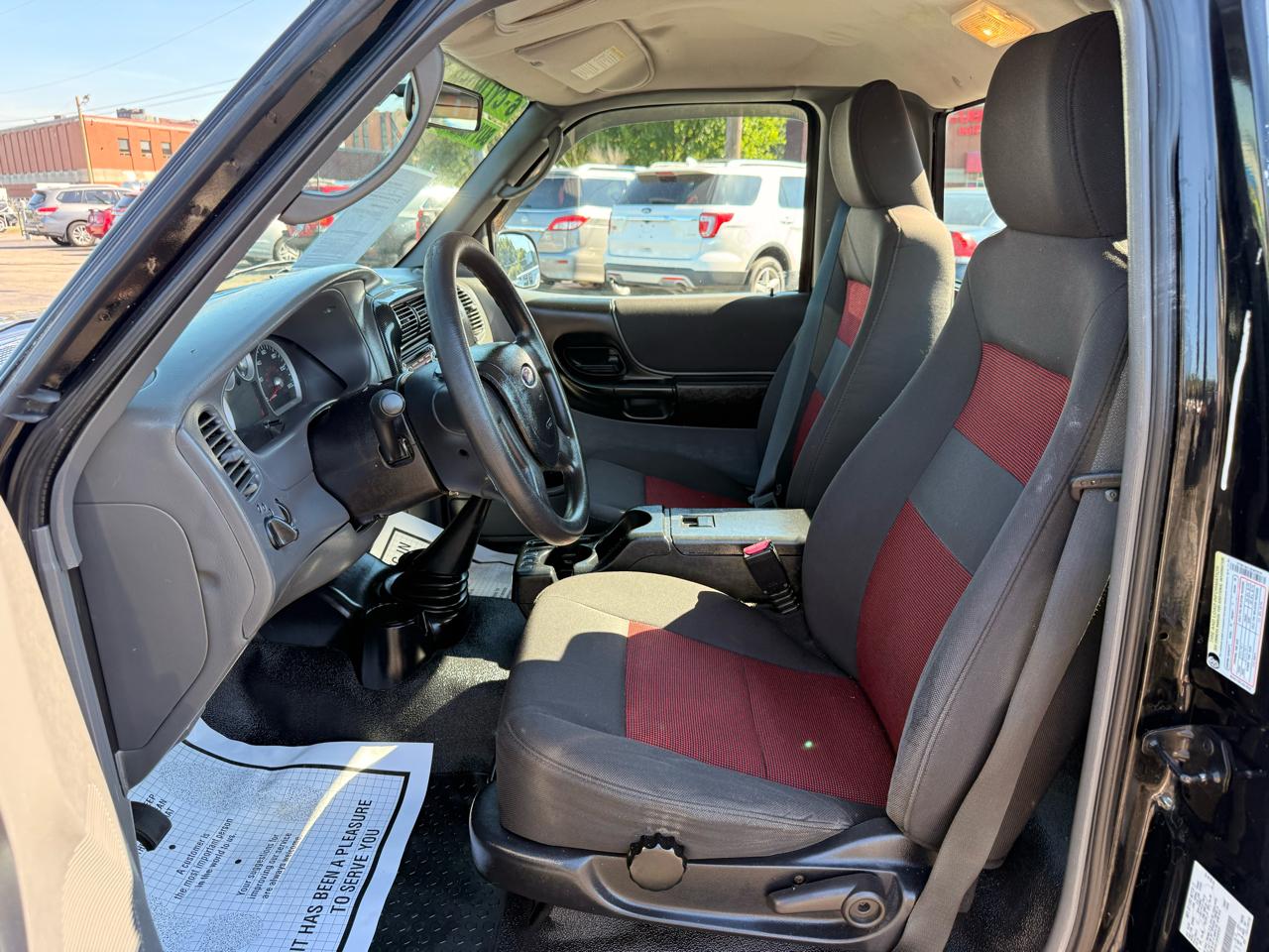 Ford Ranger Reg Cab 112" WB STX 2005