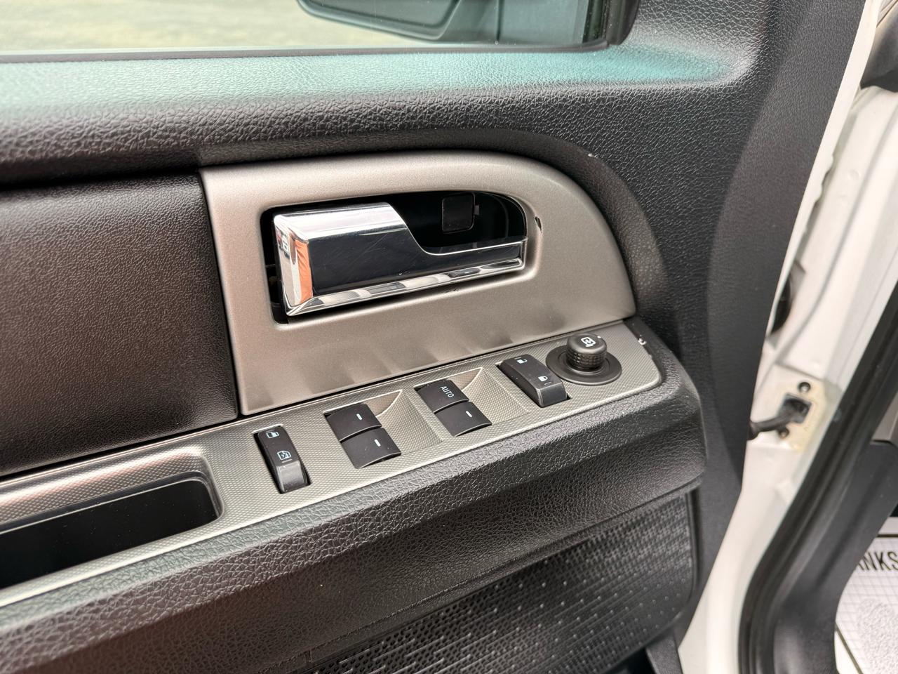 Ford Expedition EL 4WD 4dr King Ranch 2015