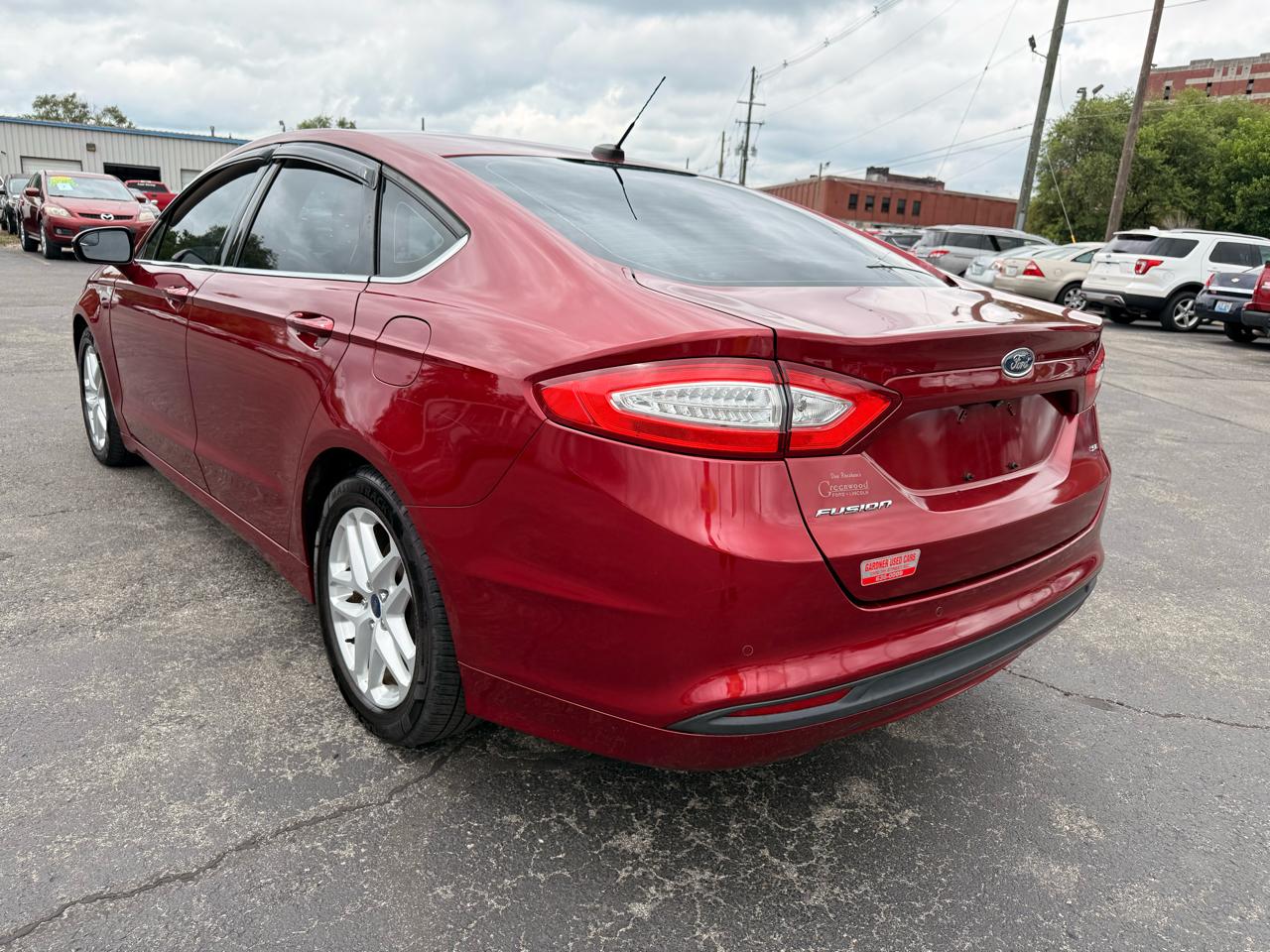 Ford Fusion 4dr Sdn SE FWD 2016