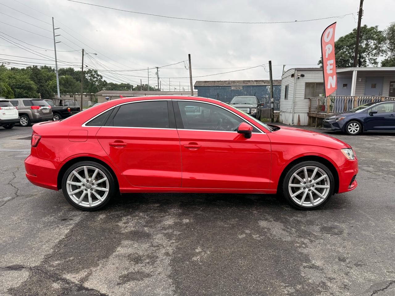 Audi A3 4dr Sdn FWD 1.8T Premium Plus 2016