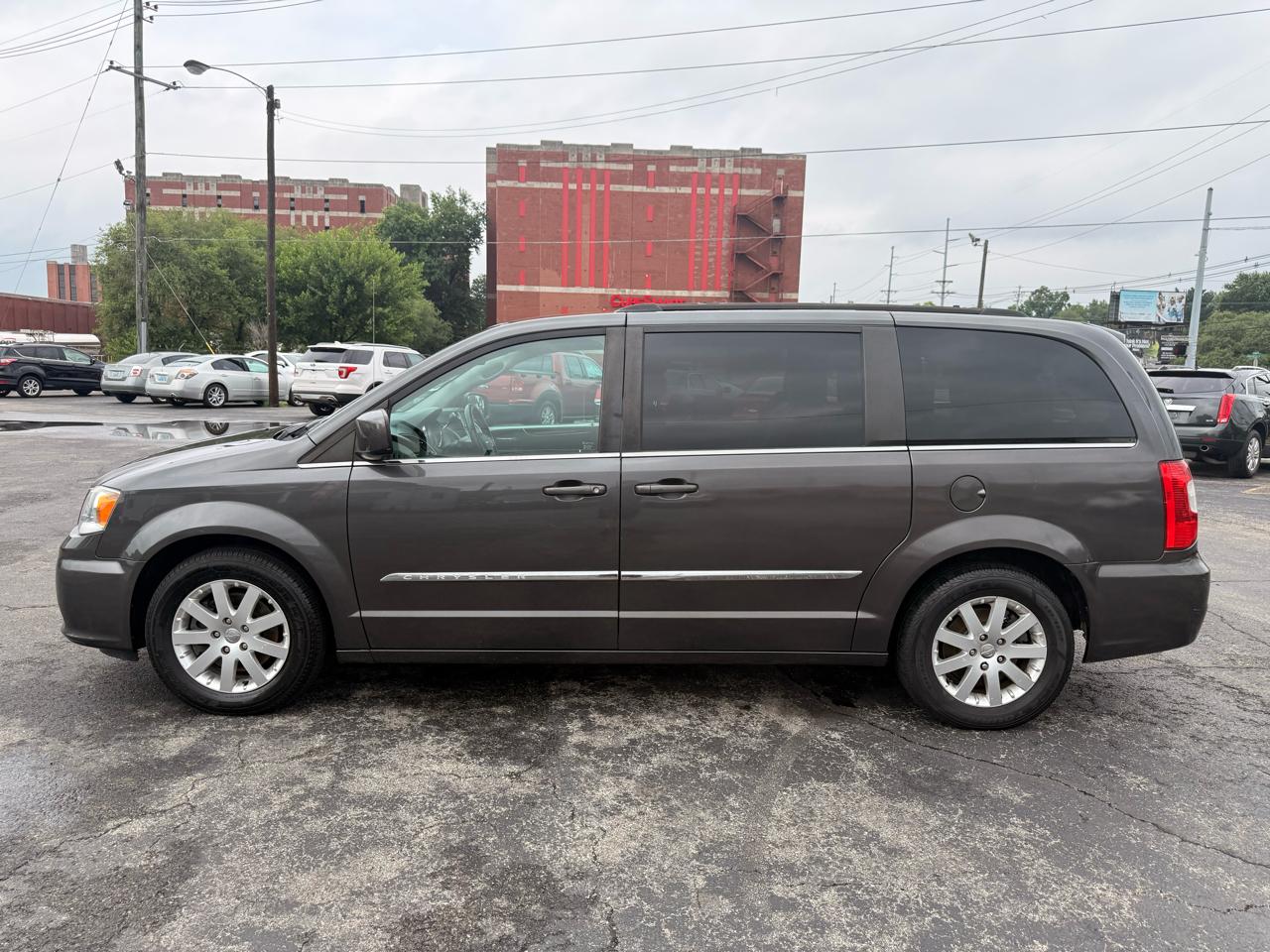 Chrysler Town & Country 4dr Wgn Touring 2016