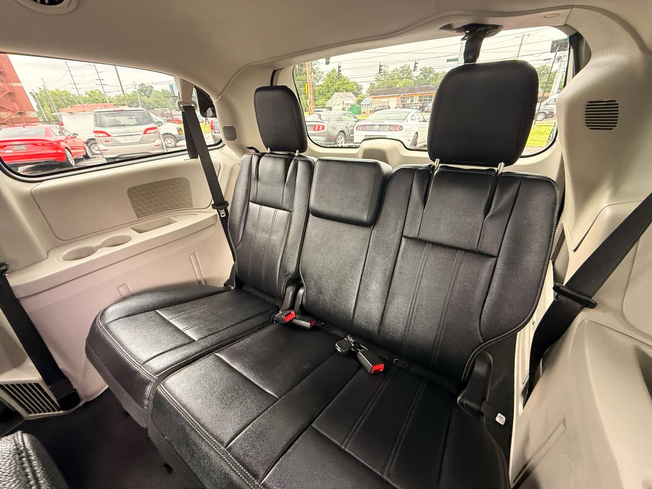 Chrysler Town & Country 4dr Wgn Touring 2016