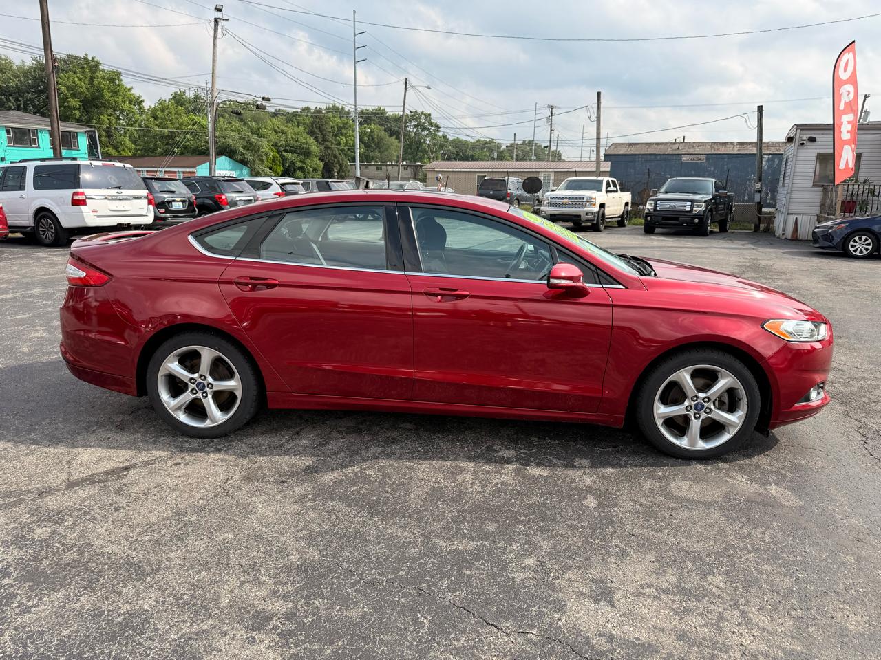 Ford Fusion 4dr Sdn SE FWD 2013