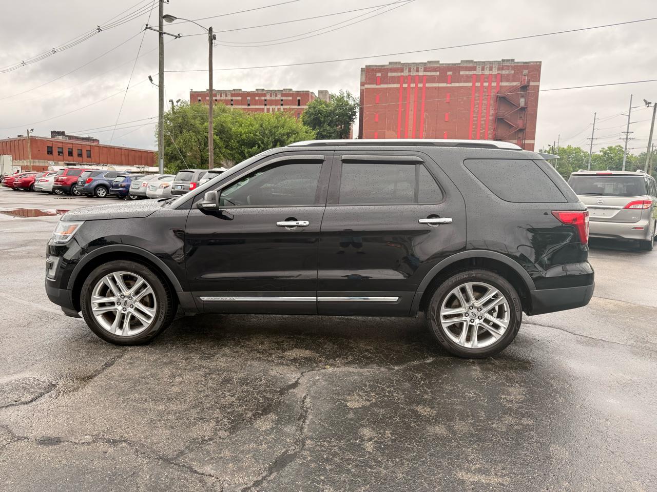 Ford Explorer Limited FWD 2017