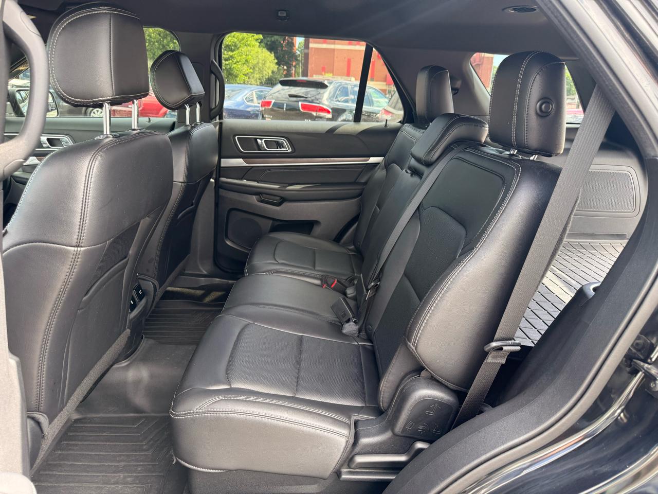 Ford Explorer Limited FWD 2017