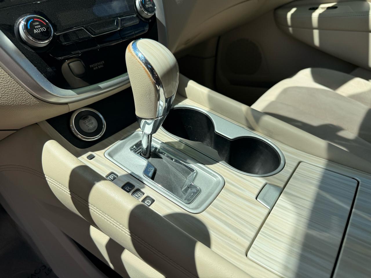 Nissan Murano AWD 4dr SV 2015