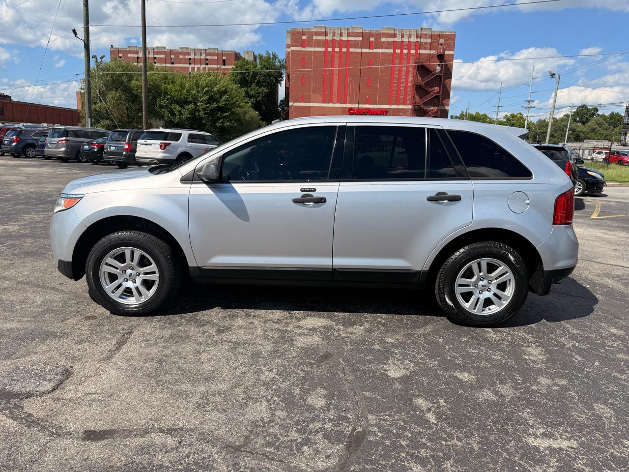 Ford Edge 4dr SE FWD 2012