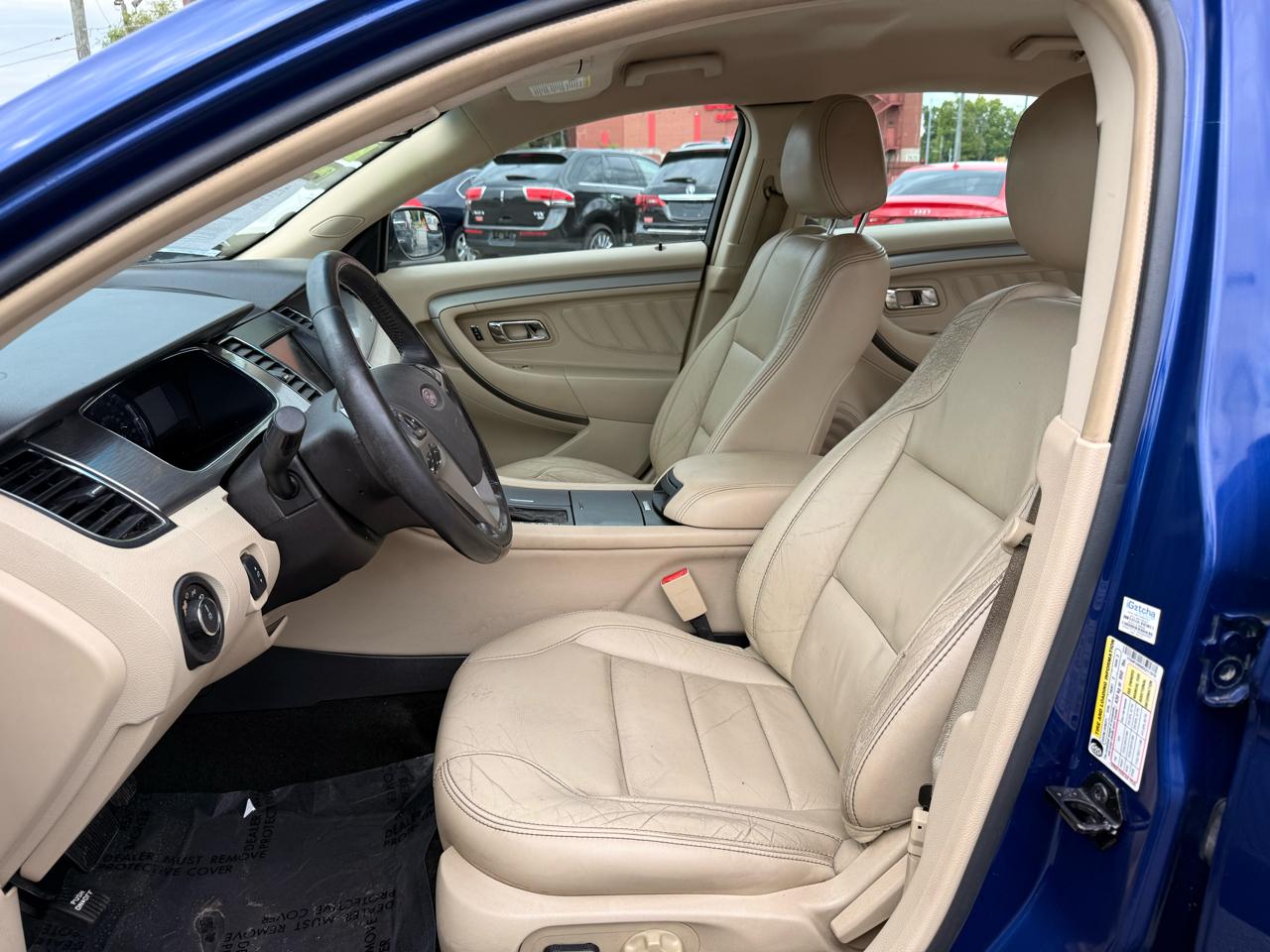 Ford Taurus 4dr Sdn SEL AWD 2013