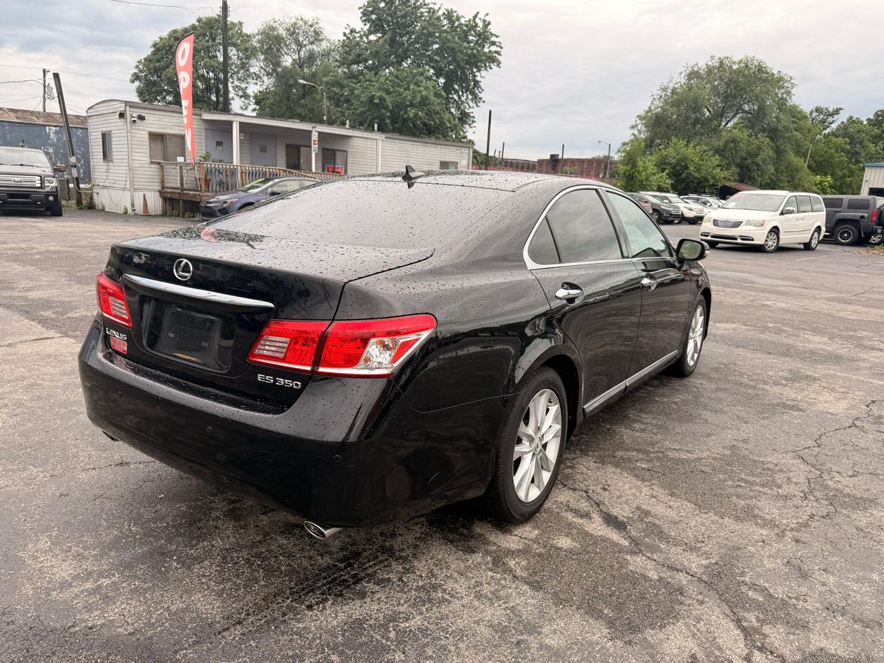 Lexus ES 350 4dr Sdn 2010