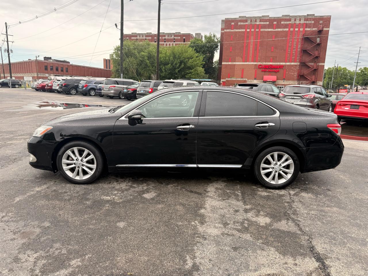 Lexus ES 350 4dr Sdn 2010