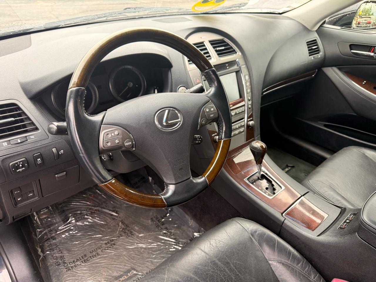 Lexus ES 350 4dr Sdn 2010
