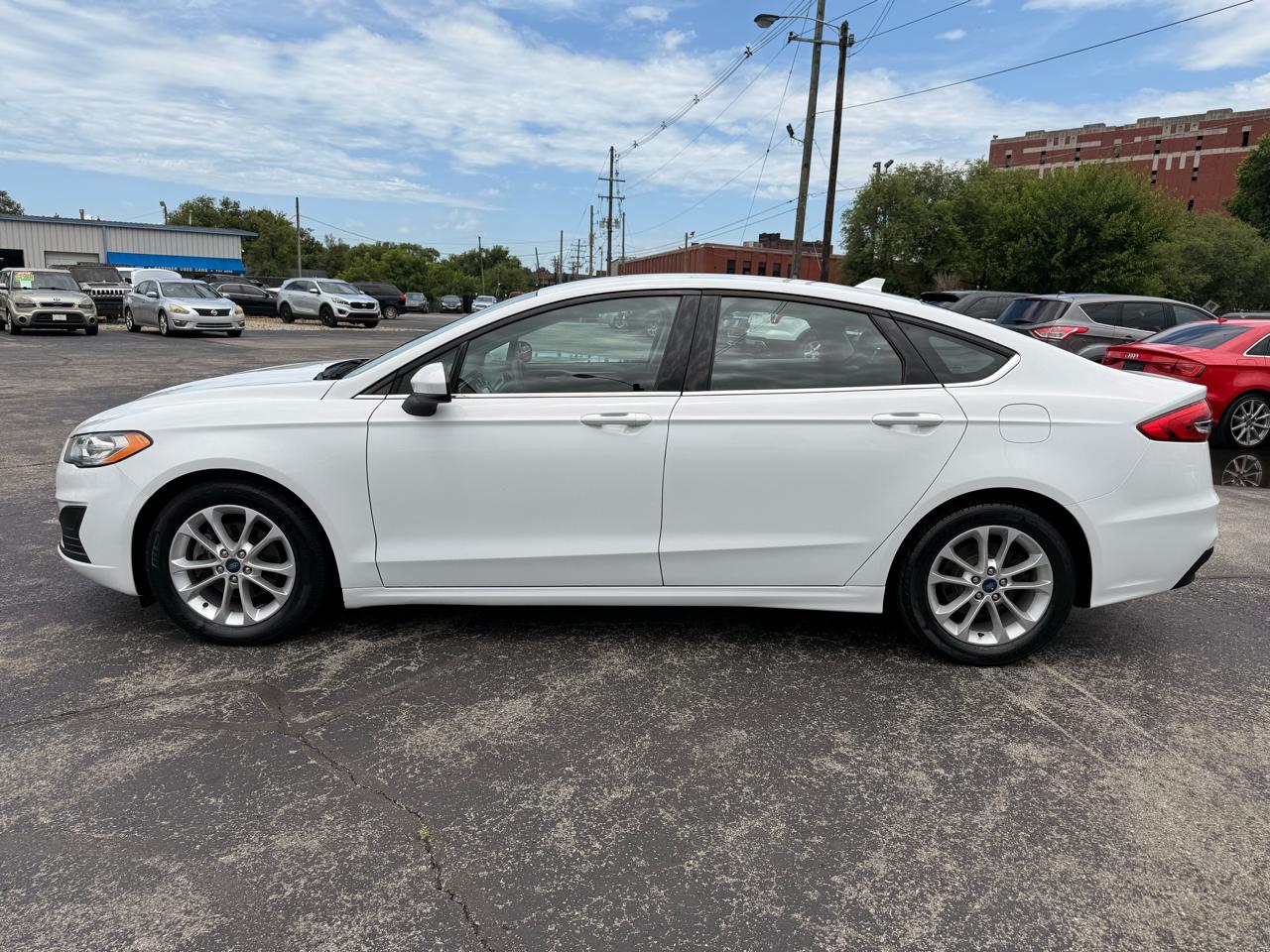 Ford Fusion SE FWD 2019