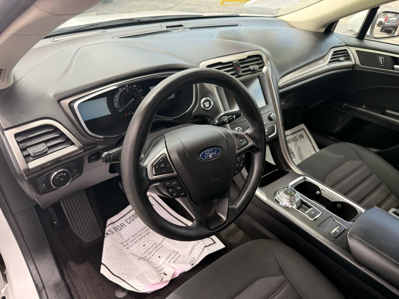 Ford Fusion SE FWD 2019