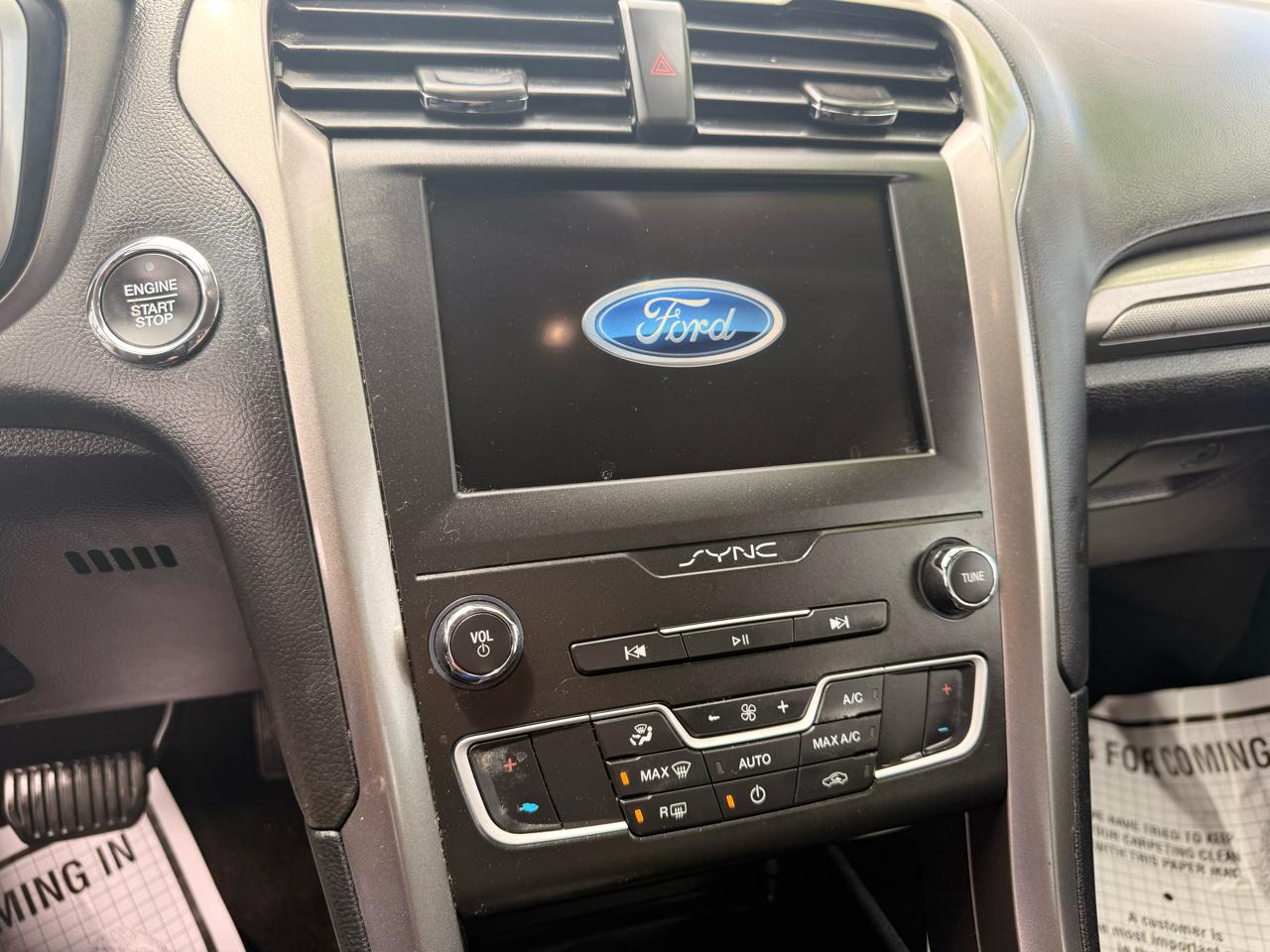 Ford Fusion SE FWD 2019