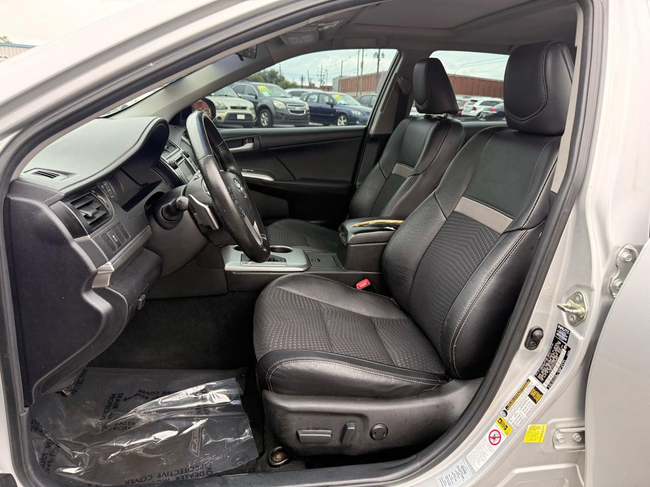 Toyota Camry 2014.5 4dr Sdn I4 Auto SE Sport (Natl) 2014