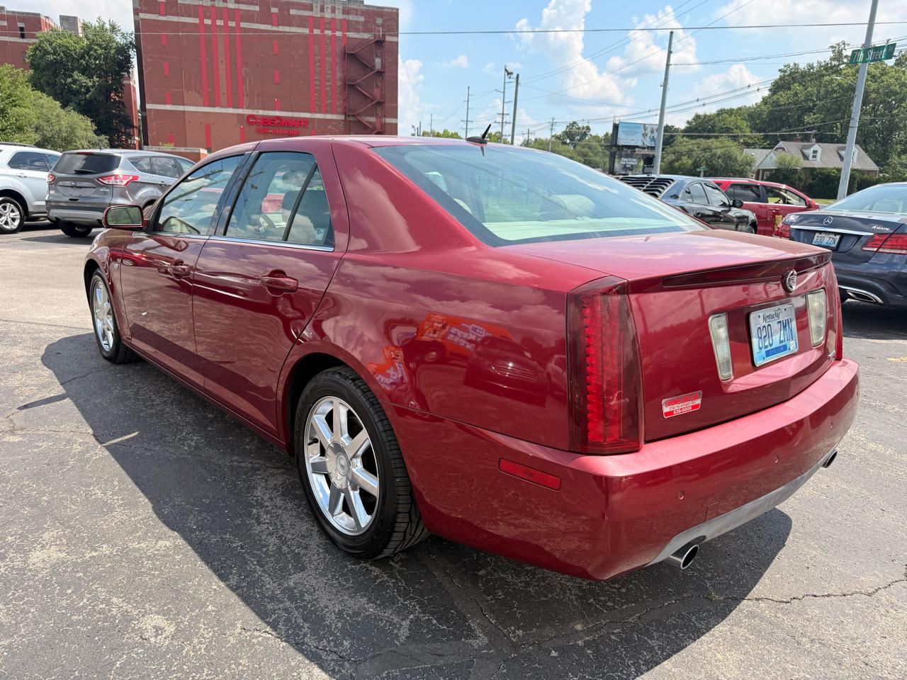Cadillac STS 4dr Sdn V6 2005