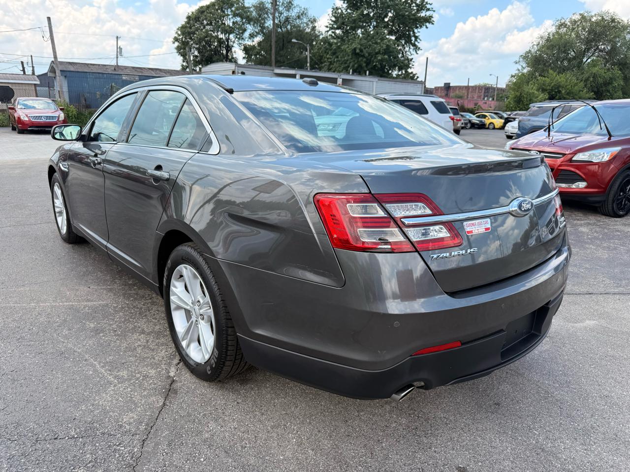 Ford Taurus SEL FWD 2017