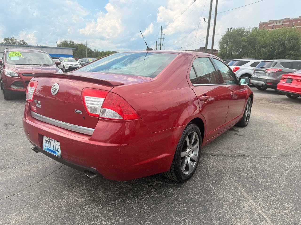 Mercury Milan 4dr Sdn Premier FWD 2010