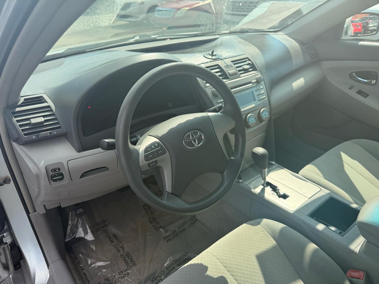 Toyota Camry 4dr Sdn LE Auto 2008
