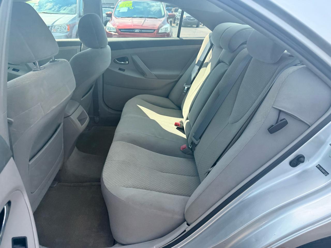 Toyota Camry 4dr Sdn LE Auto 2008