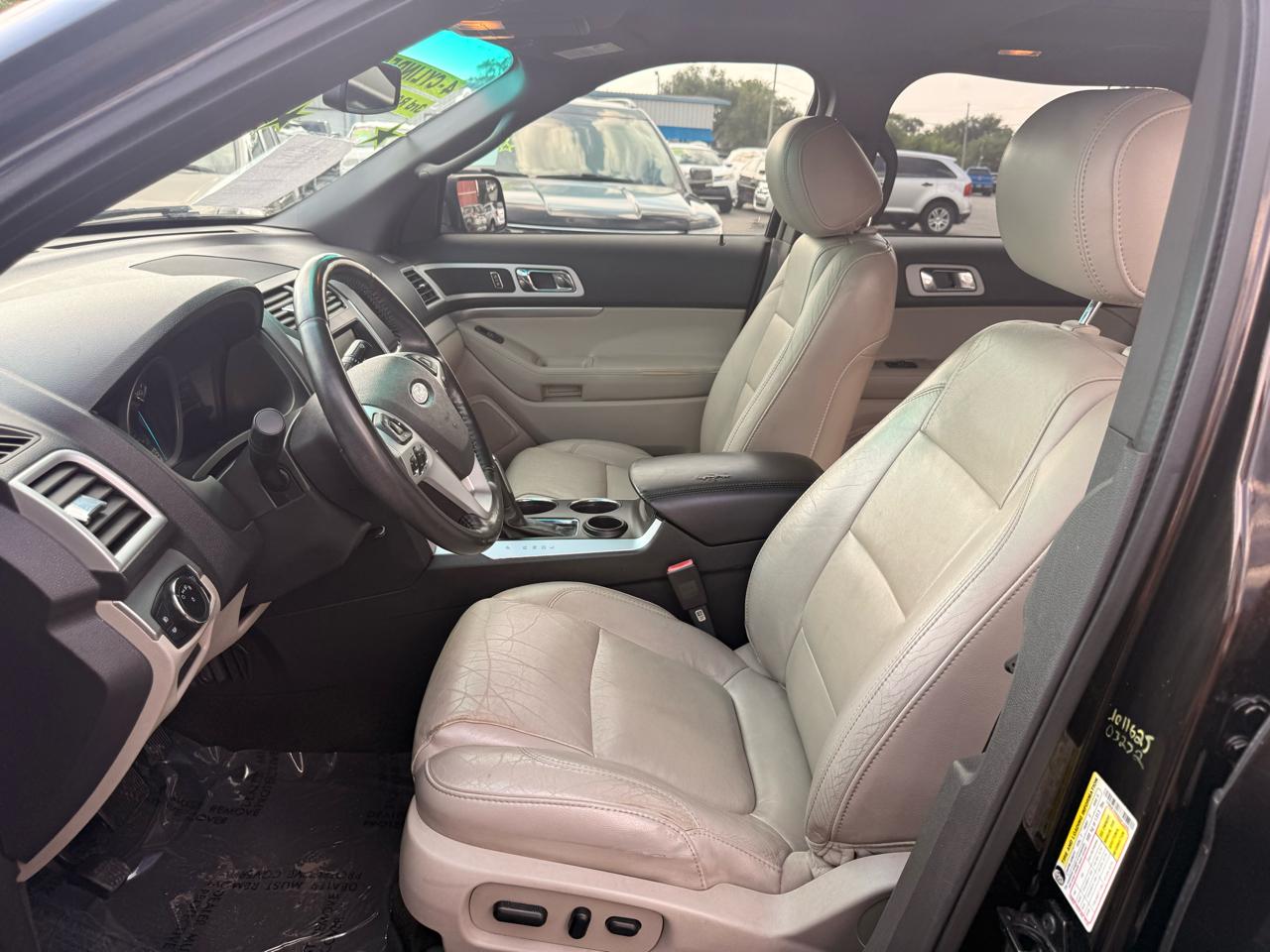 Ford Explorer FWD 4dr XLT 2013