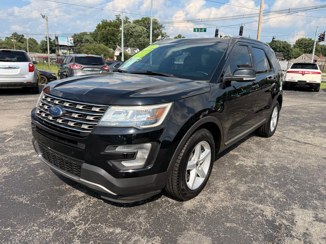 Ford Explorer XLT FWD 2017