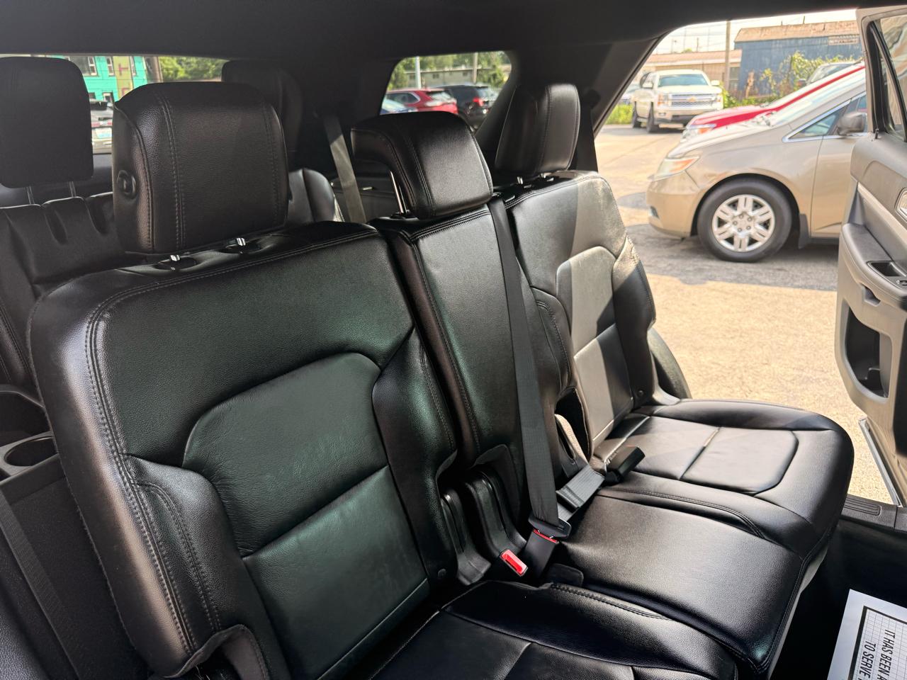 Ford Explorer XLT FWD 2017