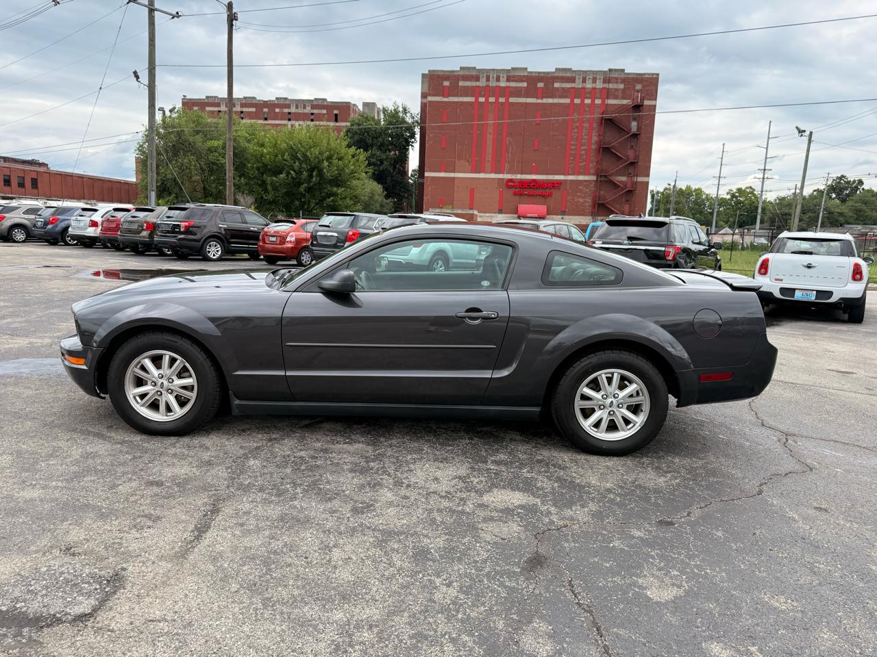 Ford Mustang 2dr Cpe Premium 2007