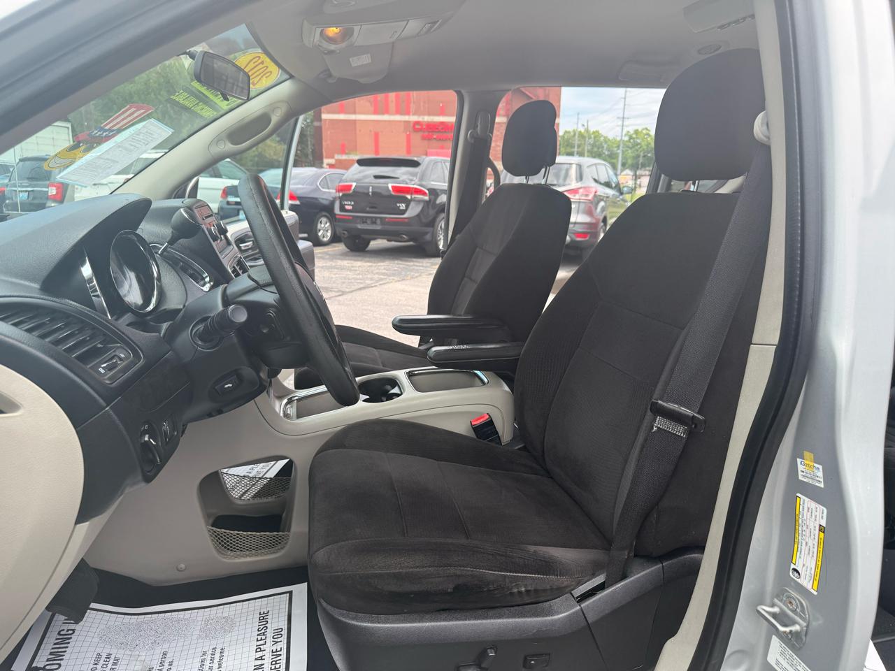Dodge Grand Caravan 4dr Wgn SXT 2012