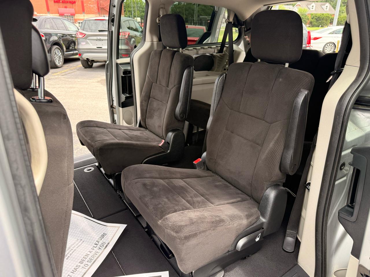 Dodge Grand Caravan 4dr Wgn SXT 2012