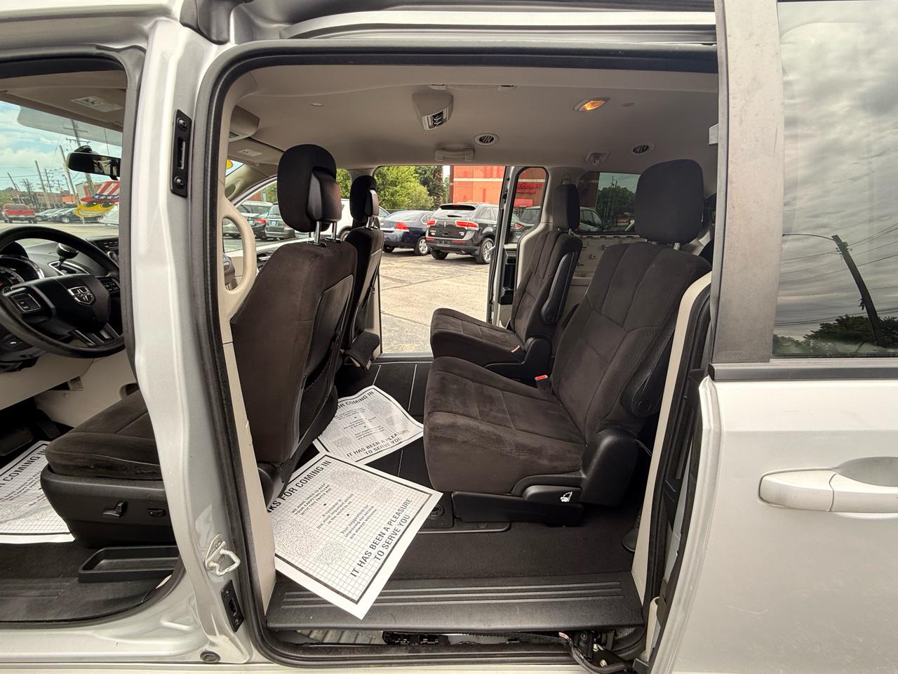 Dodge Grand Caravan 4dr Wgn SXT 2012