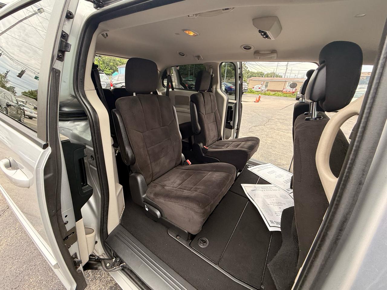 Dodge Grand Caravan 4dr Wgn SXT 2012