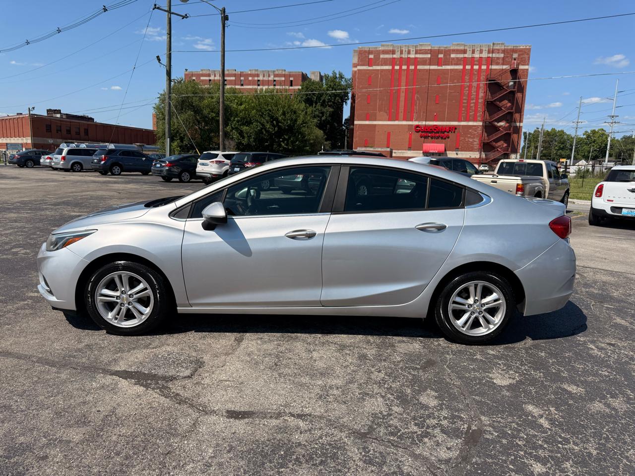 Chevrolet Cruze 4dr Sdn 1.4L LT w/1SD 2017