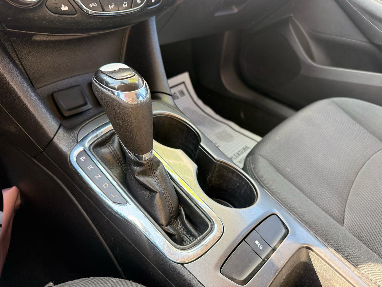 Chevrolet Cruze 4dr Sdn 1.4L LT w/1SD 2017