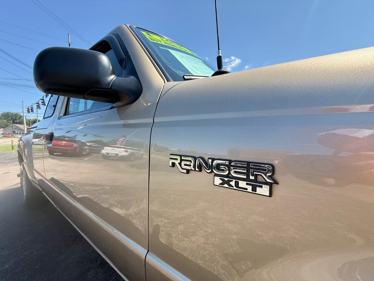 Ford Ranger Supercab 126" WB XLT 1999