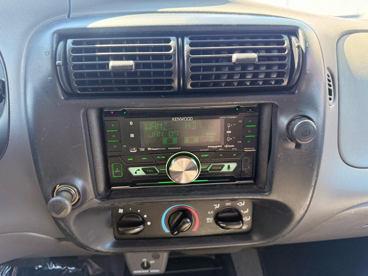 Ford Ranger Supercab 126" WB XLT 1999