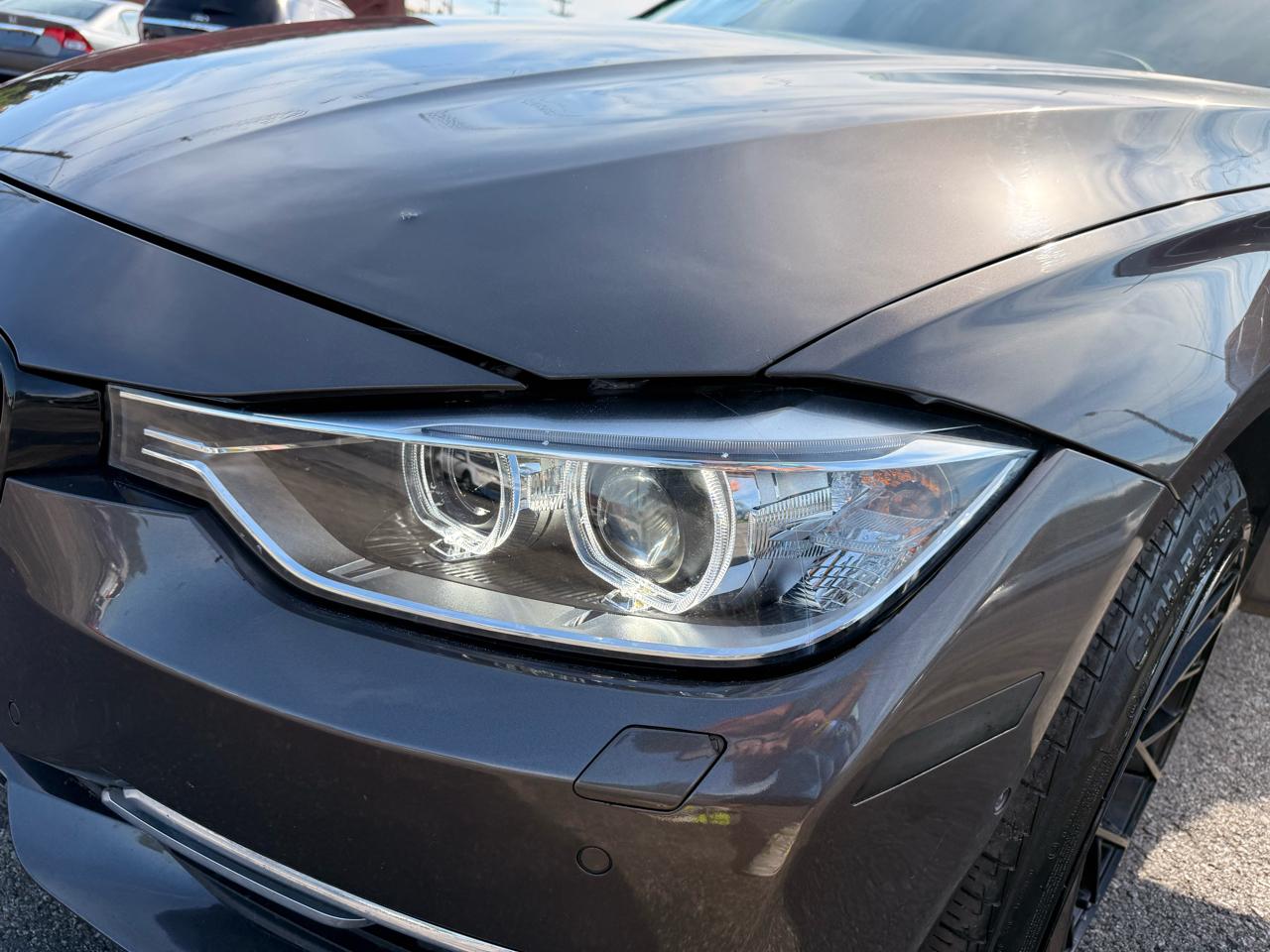 BMW 3 Series 4dr Sdn 335i xDrive AWD 2013
