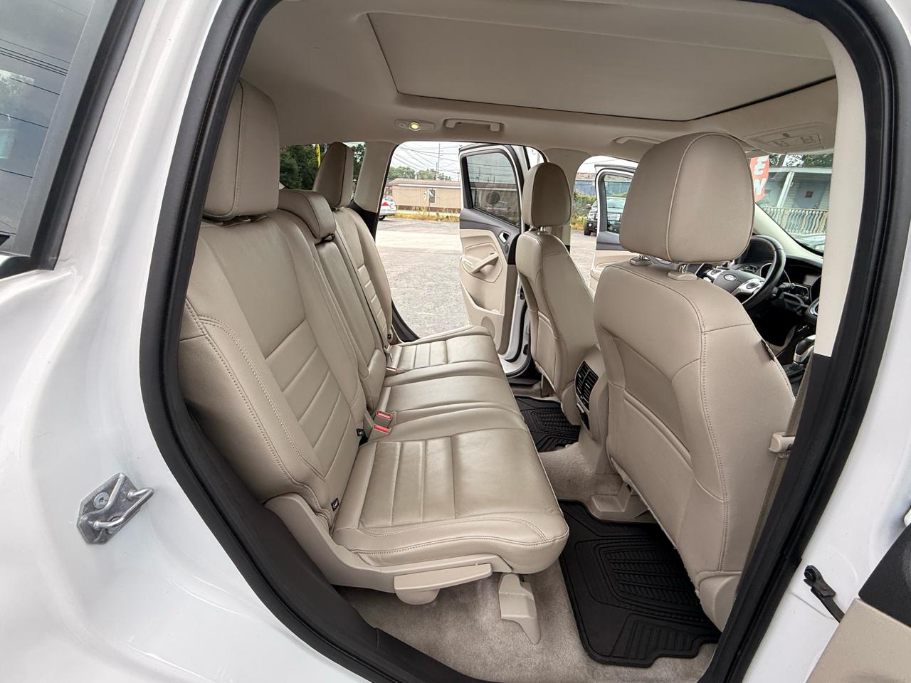 Ford Escape 4WD 4dr Titanium 2016