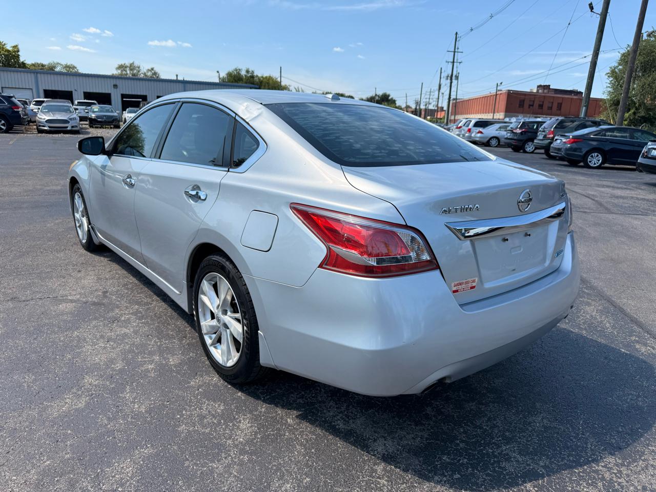 Nissan Altima 4dr Sdn I4 2.5 SL 2013