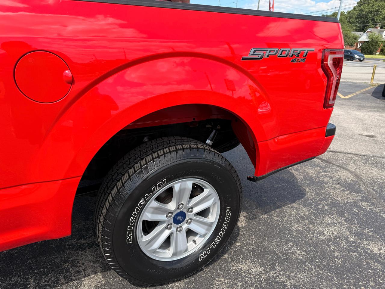 Ford F-150 4WD SuperCab 145" XL 2016