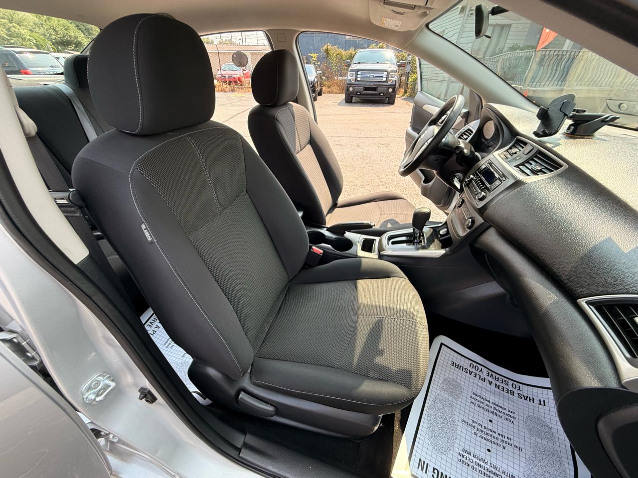 Nissan Sentra S CVT 2017