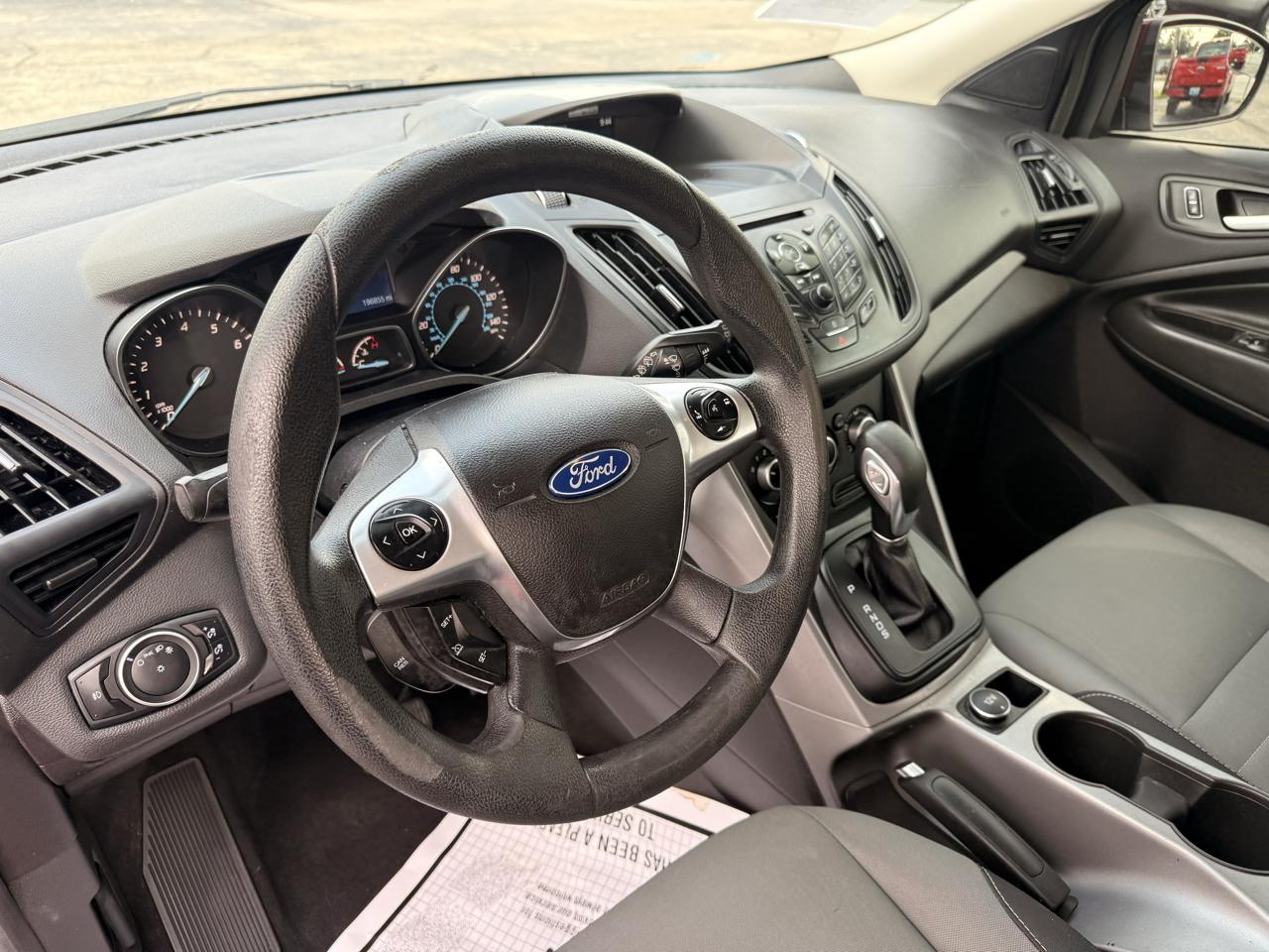 Ford Escape FWD 4dr SE 2015