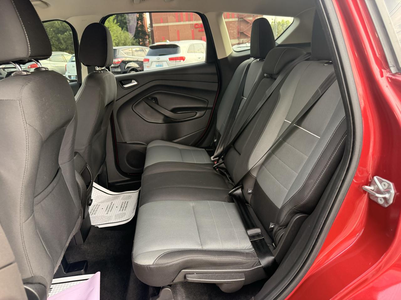 Ford Escape FWD 4dr SE 2015