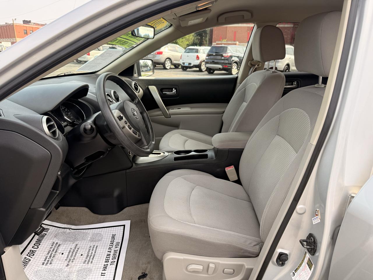 Nissan Rogue AWD 4dr SV 2011
