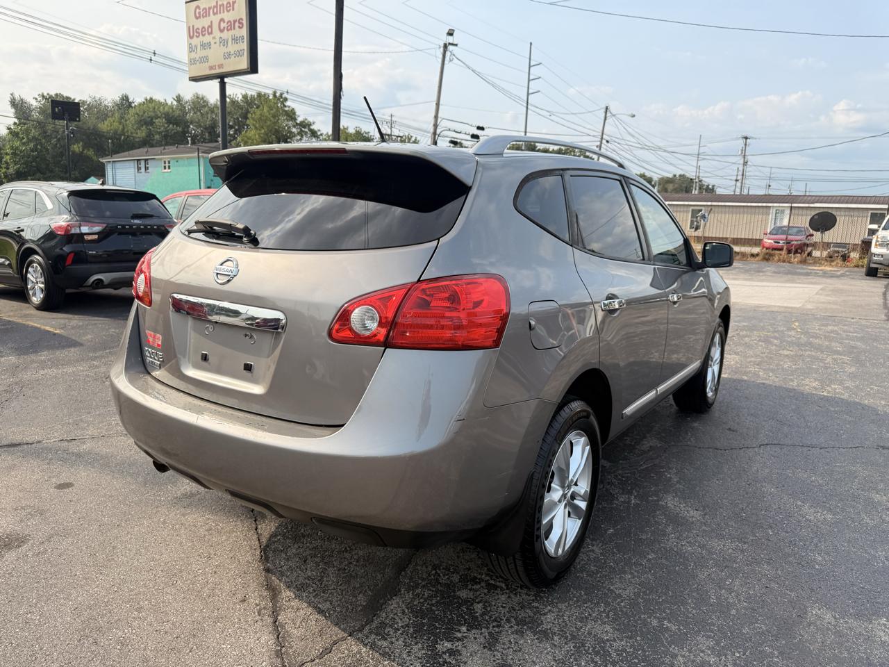 Nissan Rogue Select FWD 4dr S 2015