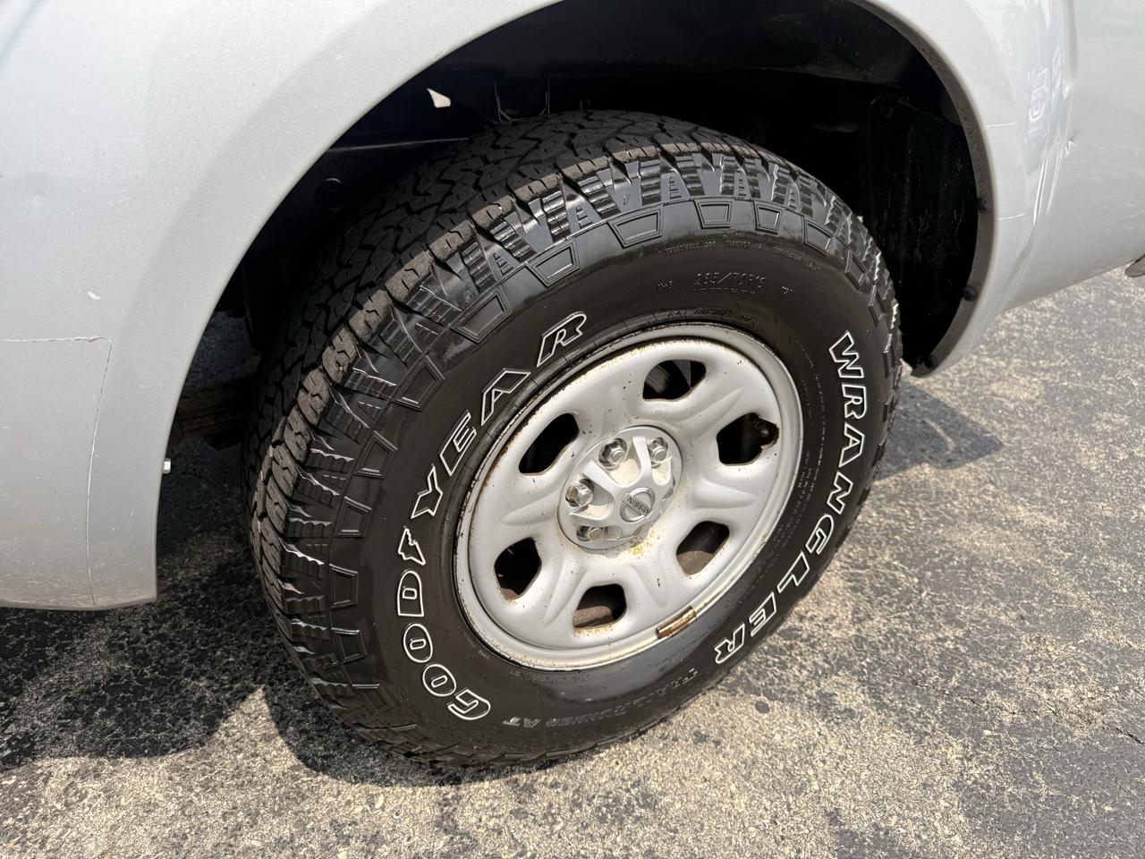 Nissan Frontier 2WD King Cab I4 Auto SE 2008