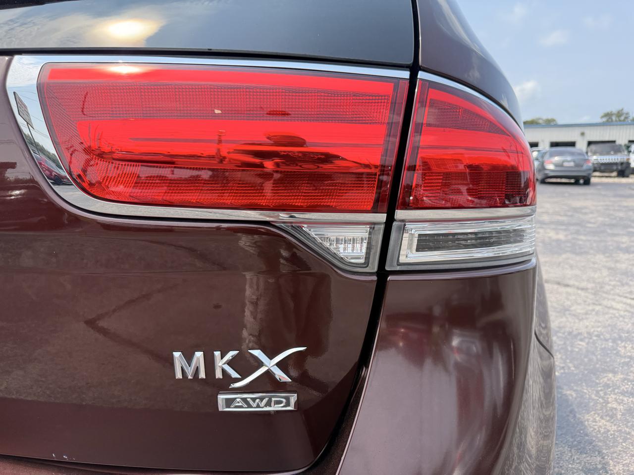 Lincoln MKX AWD 4dr 2012