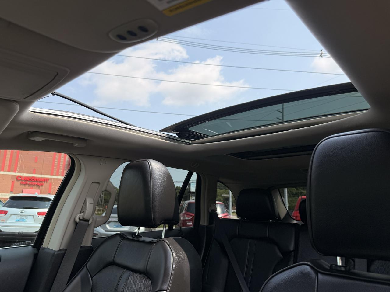 Lincoln MKX AWD 4dr 2012